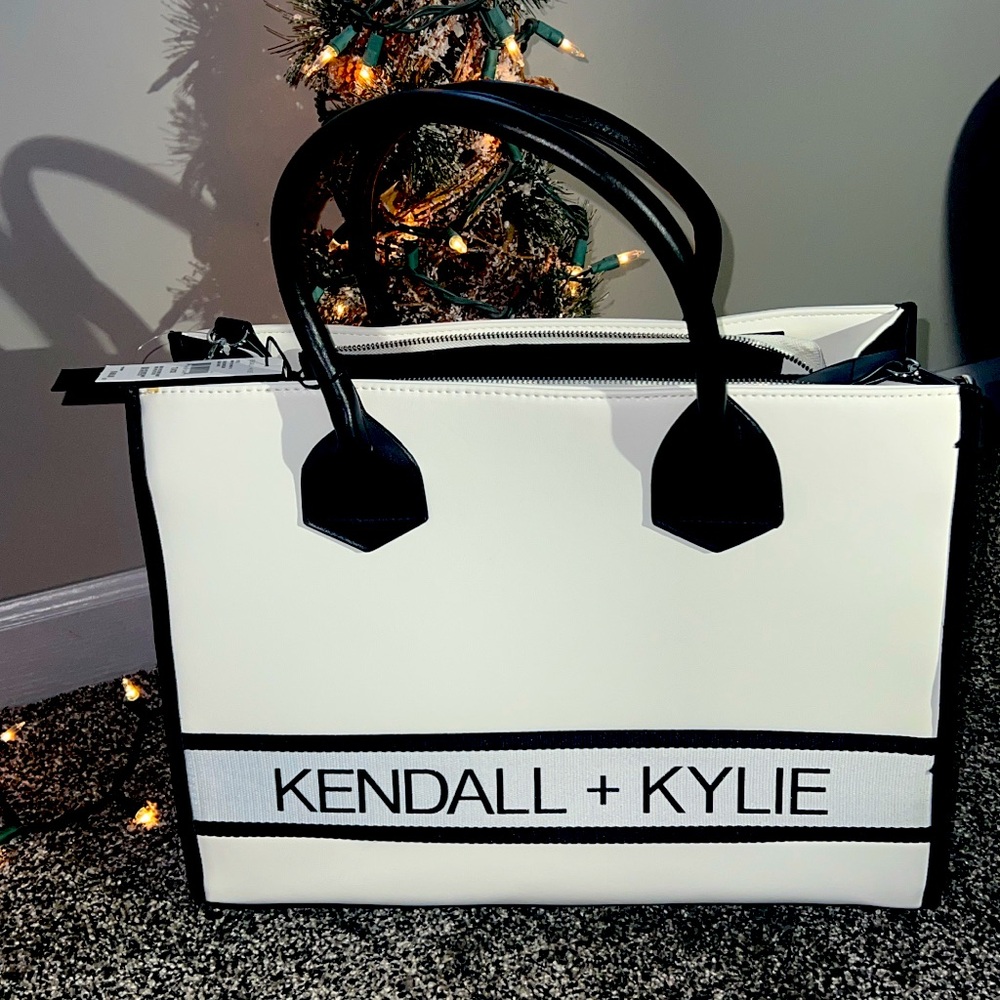 Kendal and Kylie tote